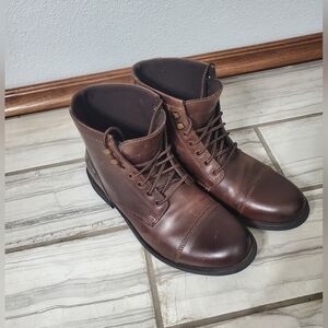 Eastland Brown Leather Boots Classic Lace-Up Design